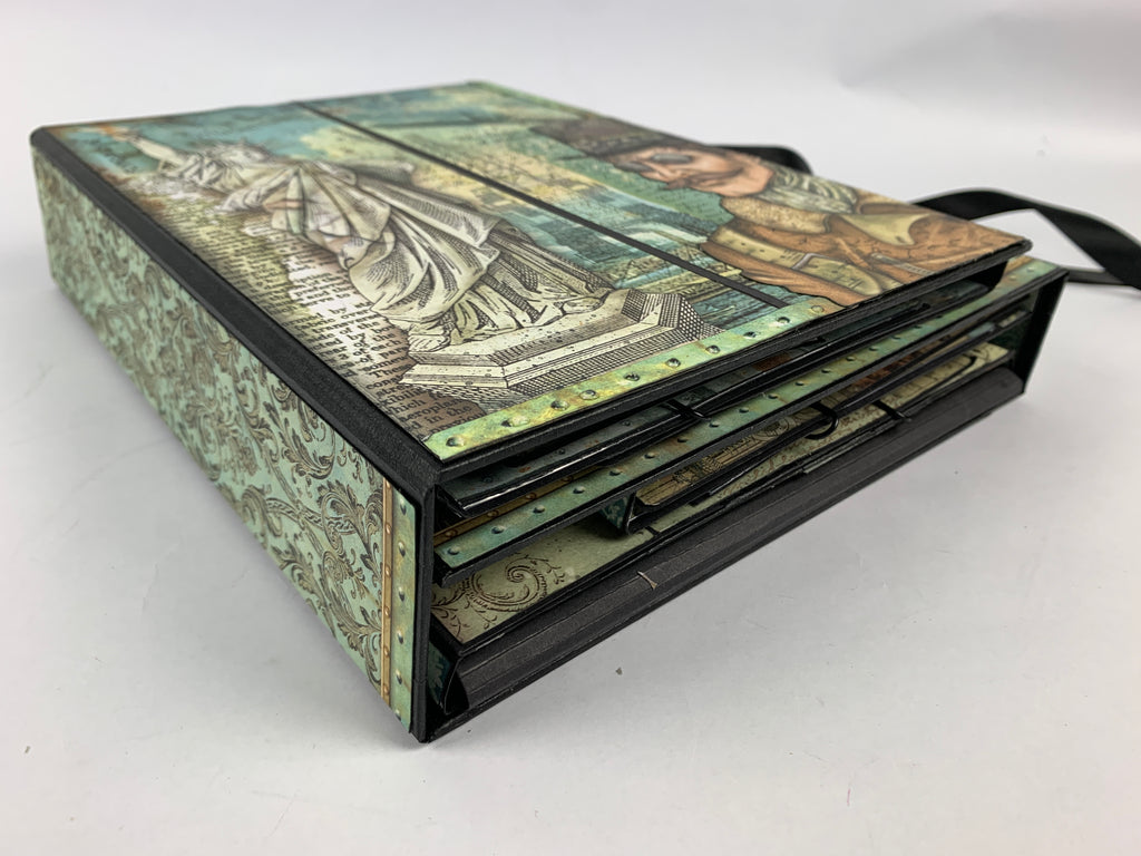 The-Ianthe-Folded-Folio-3-Stamperia 