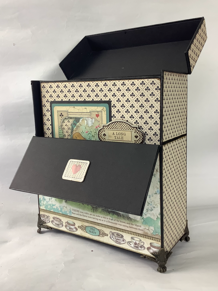Craft Workshop No 16 - The Pickwick Drop Front Case and Mini Album
