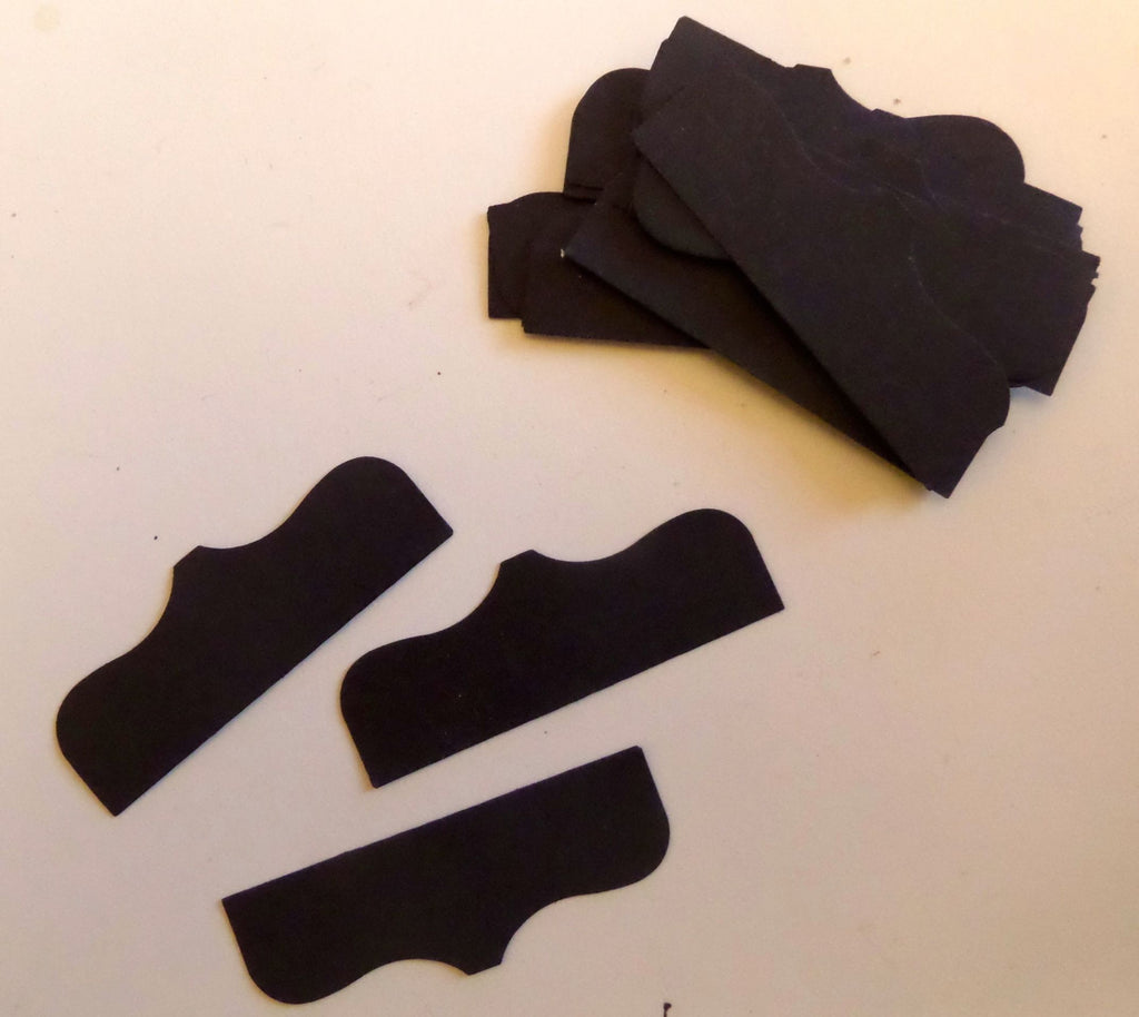 Pack of 20 Black Scalloped Tabs